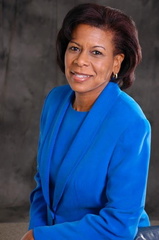 bk cover of Pastor Leslie Joe